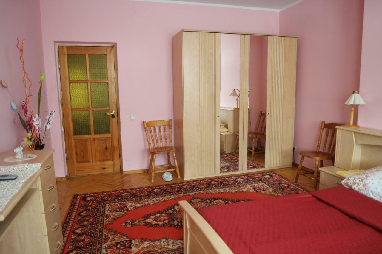 Апартаменты Cozy John'S House Вильнюс Экстерьер фото